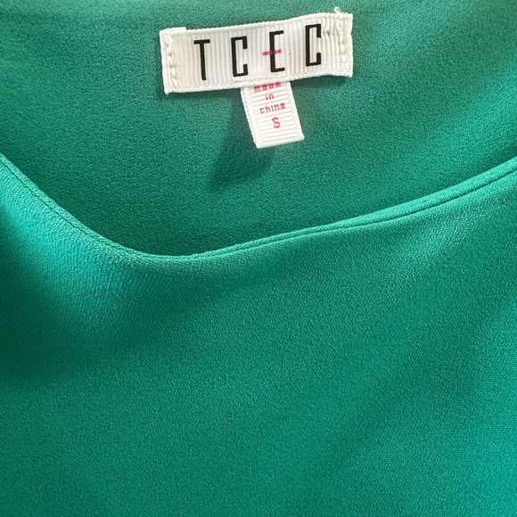 TCEC One-Shoulder Ruffle Green Dress - Picture 2 of 4